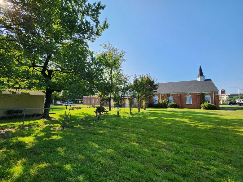 More Photos Of 2501 Staples Mill Rd, Richmond Land For Lease