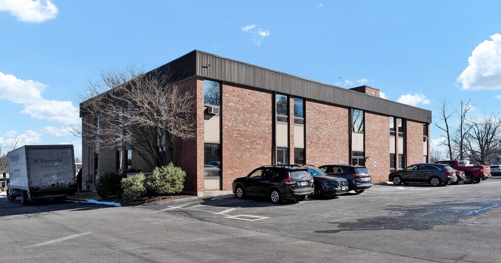 More Photos Of 465 Silas Deane Hwy, Wethersfield Medical For Lease