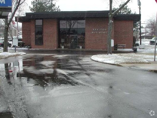 More Photos Of 1919 W Stadium Blvd, Ann Arbor Office For Lease