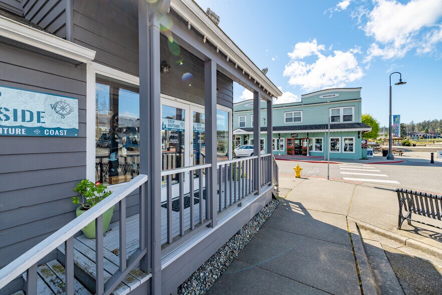 More Photos Of 101-107 S 1st St, La Conner Storefront For Sale