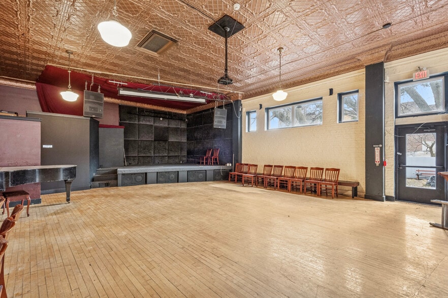 More Photos Of 7165 Germantown Ave, Philadelphia Restaurant For Lease
