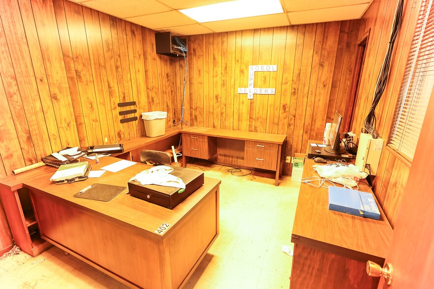 More Photos Of 5105 W Loop 281 S, Longview Industrial For Sale