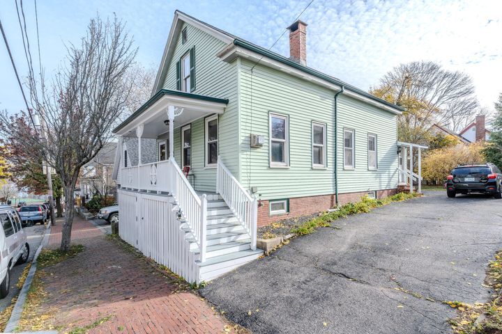 More Photos Of 32 Melbourne St, Portland Flex For Sale