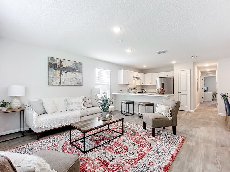 More Photos Of 6421 Breezy Oaks Way, Jacksonville Apartments For Sale