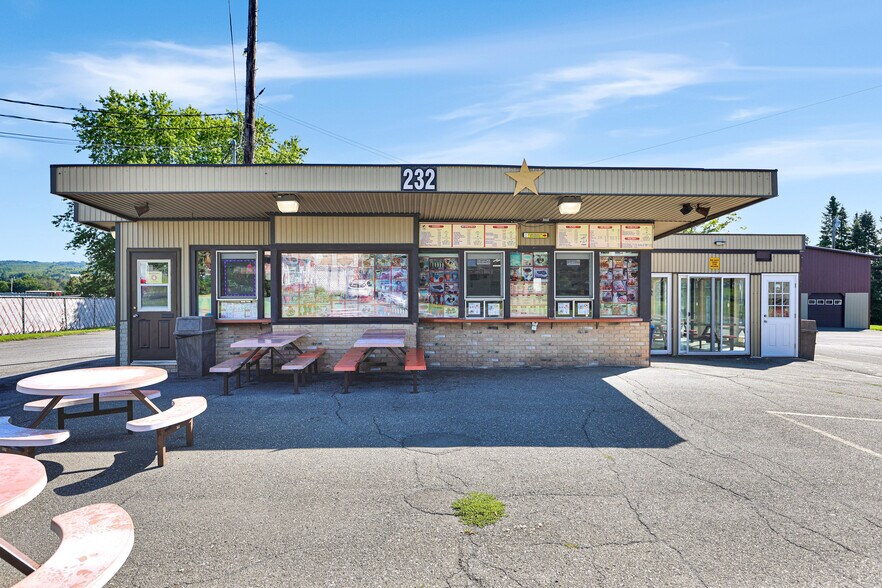 More Photos Of 232 Main St, Van Buren Restaurant For Sale