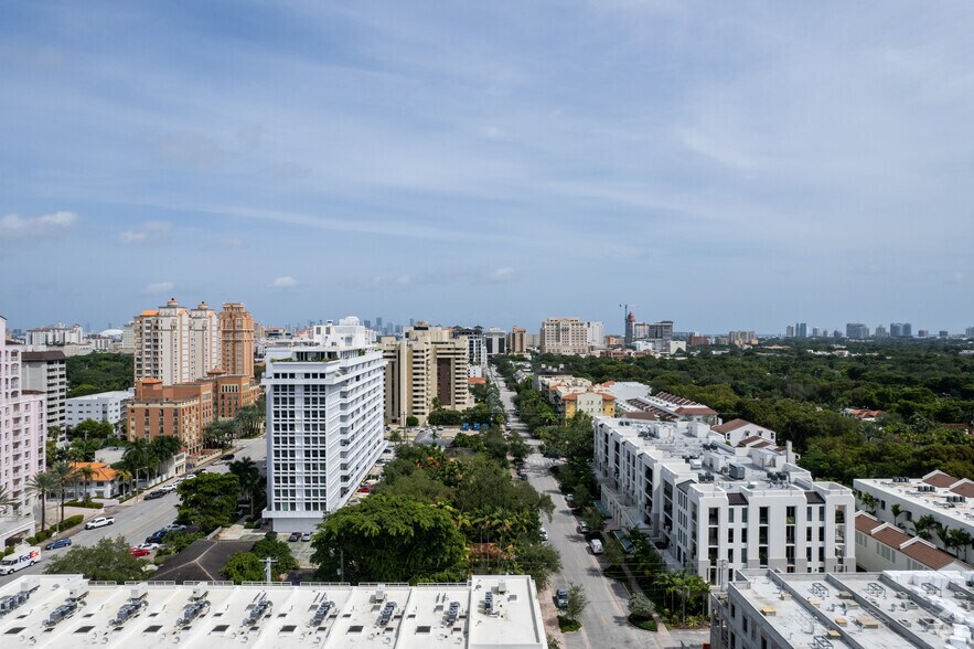 More Photos Of 700 Biltmore Way, Coral Gables Hotel For Sale