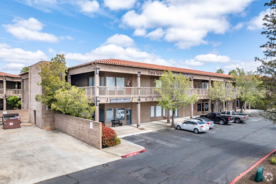 More Photos Of 151 N Sunrise Ave, Roseville Unknown For Lease