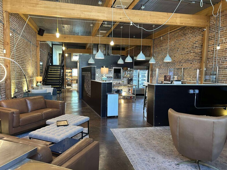 More Photos Of 108 Dewey Ave, Poteau Storefront Retail Office For Sale