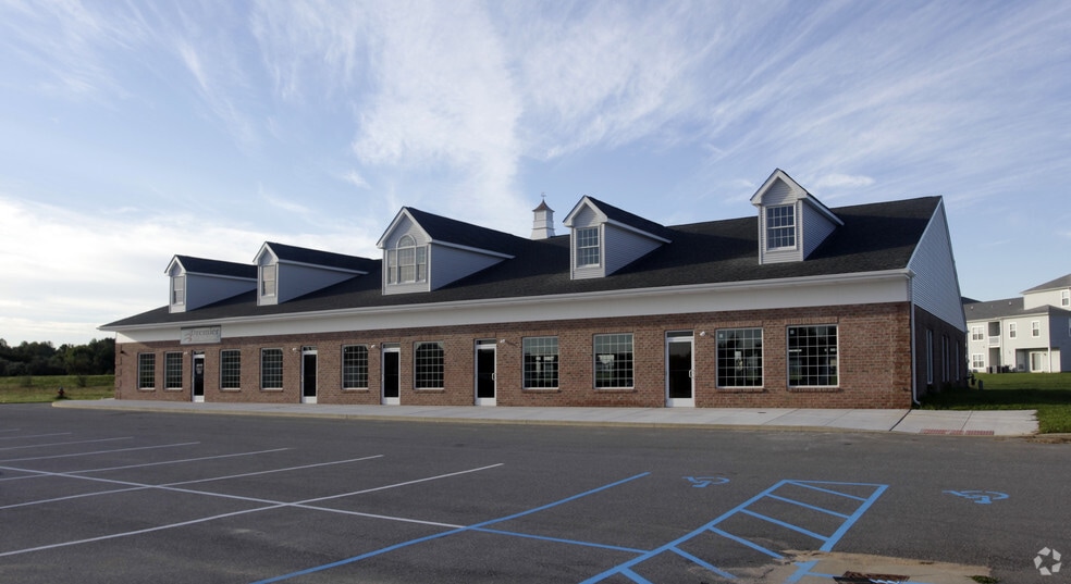 Primary Photo Of 671 S Carter Rd, Smyrna Unknown For Lease