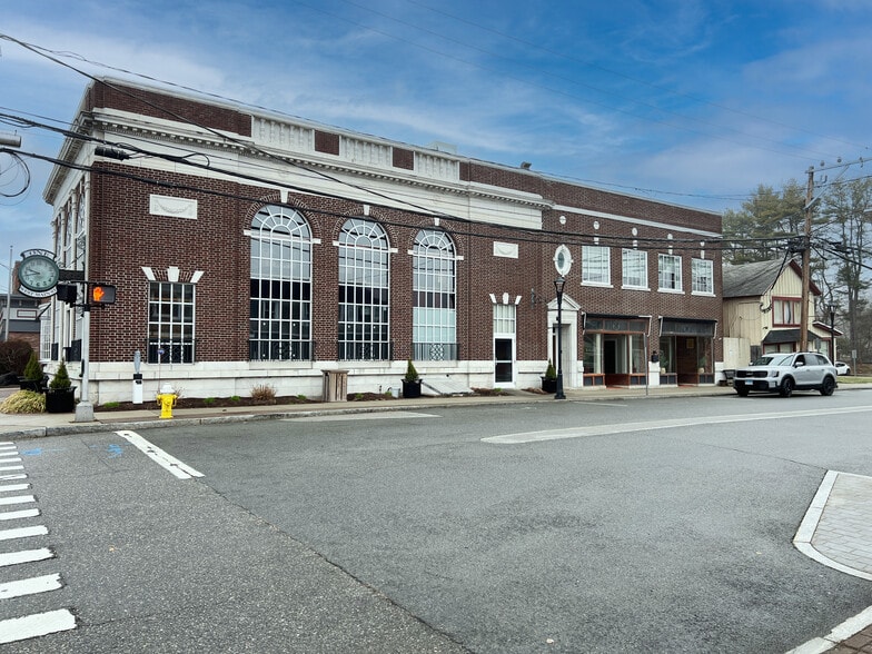 Primary Photo Of 1 W Main St, Clinton Storefront Retail Office For Lease