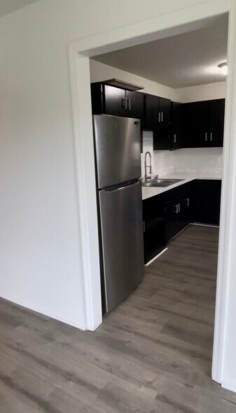 More Photos Of , Barnwell Specialty For Sale