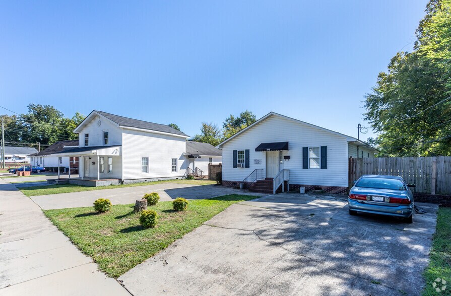 More Photos Of 306 W Pine St, Goldsboro Apartments For Sale