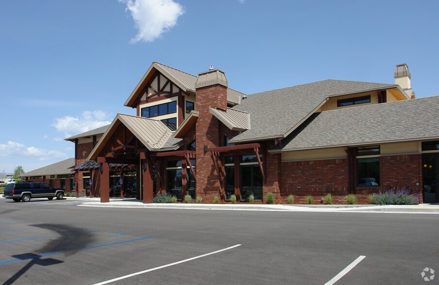 More Photos Of 2975 Ginnala Dr, Loveland Office For Lease