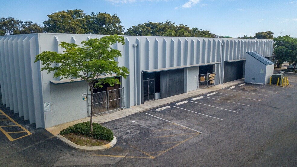 More Photos Of 2099-2101 W Atlantic Blvd, Pompano Beach Unknown For Lease