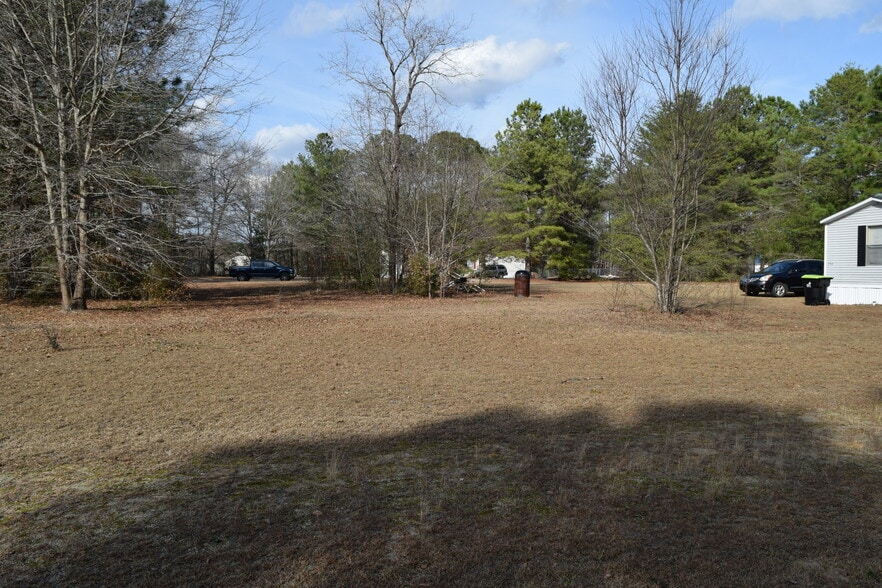 More Photos Of 1524 Seabrook School Rd, Fayetteville Multifamily For Sale