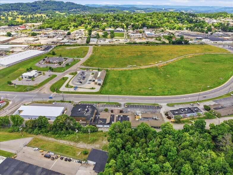 More Photos Of 1633 W Morris Blvd, Morristown Healthcare For Sale