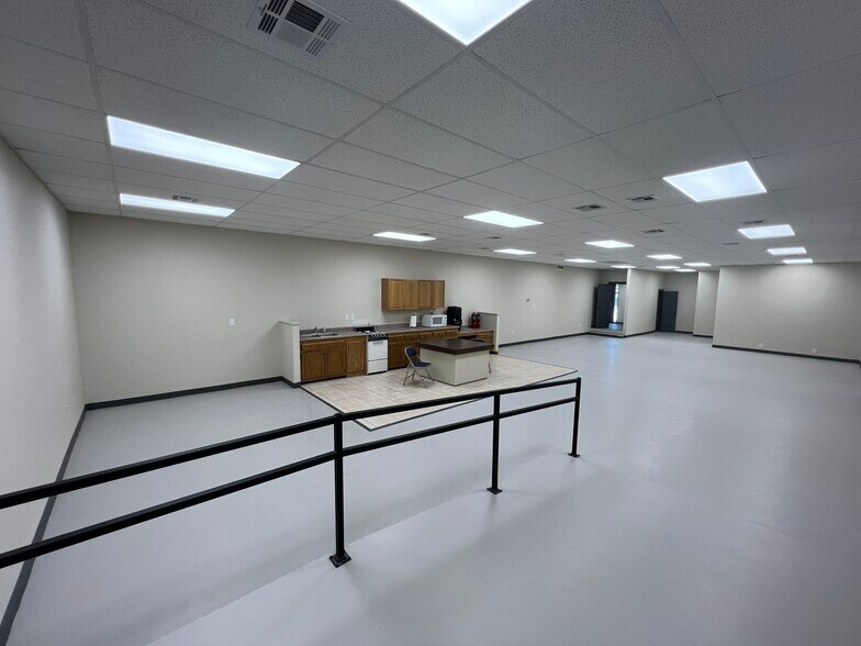 More Photos Of 5235 N Lincoln Blvd, Oklahoma City Office For Sale