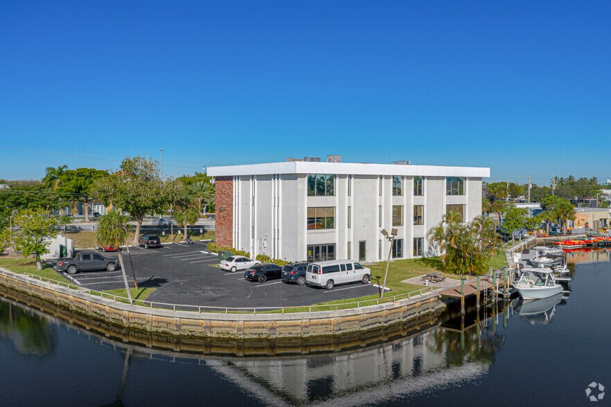 More Photos Of 2500 N Federal Hwy, Fort Lauderdale Office Residential For Lease