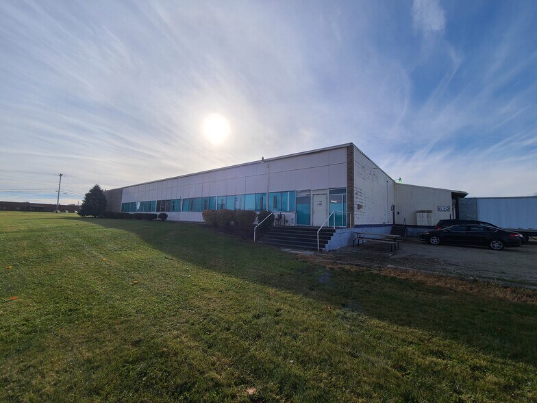 More Photos Of 630 High St, Geneva Warehouse For Sale