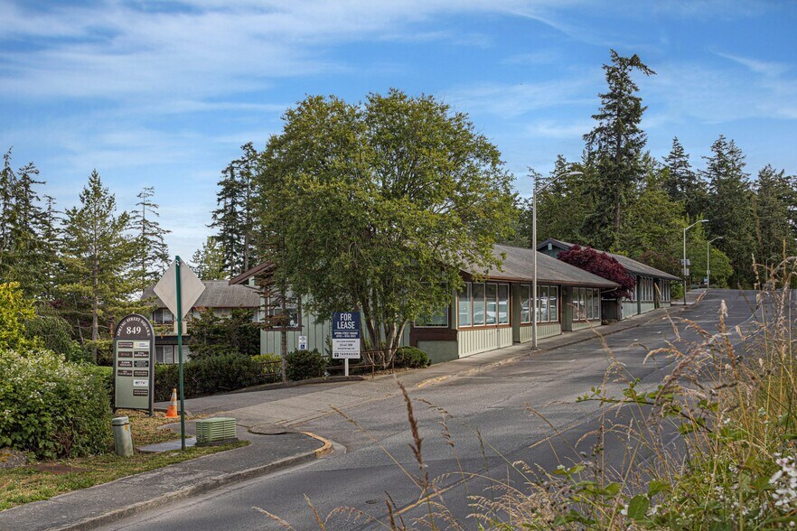 More Photos Of 849 Spring St, Friday Harbor Storefront Retail Residential For Sale