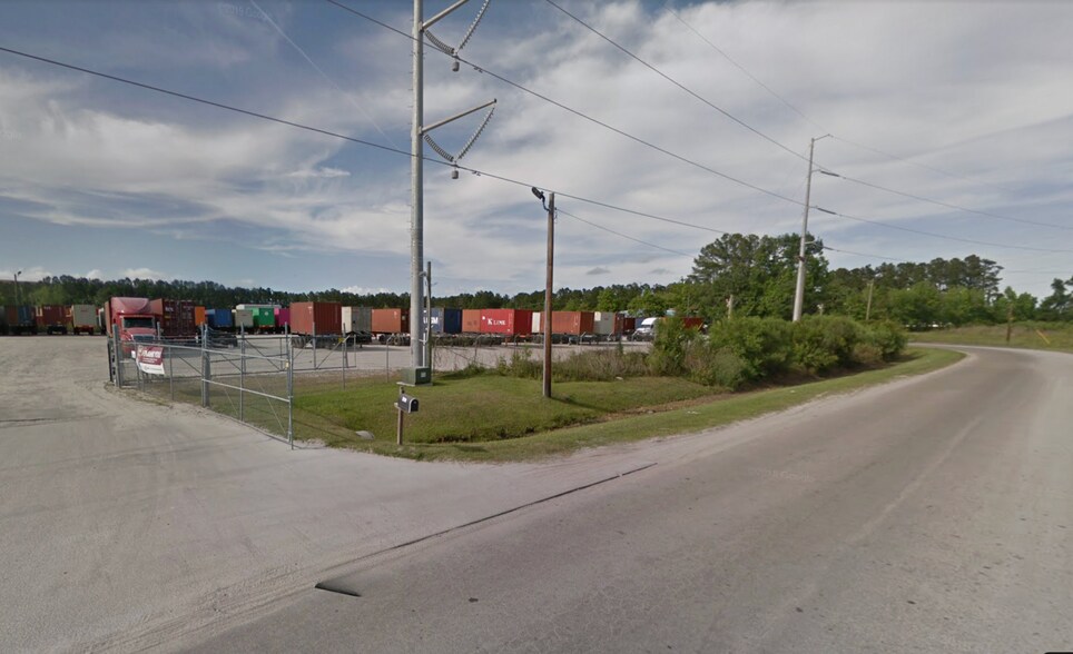 More Photos Of 6052 Commerce Ct, Garden City Land For Lease