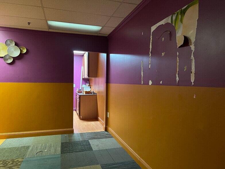 More Photos Of 1513-1515 14th Ave, Oakland Apartments For Sale