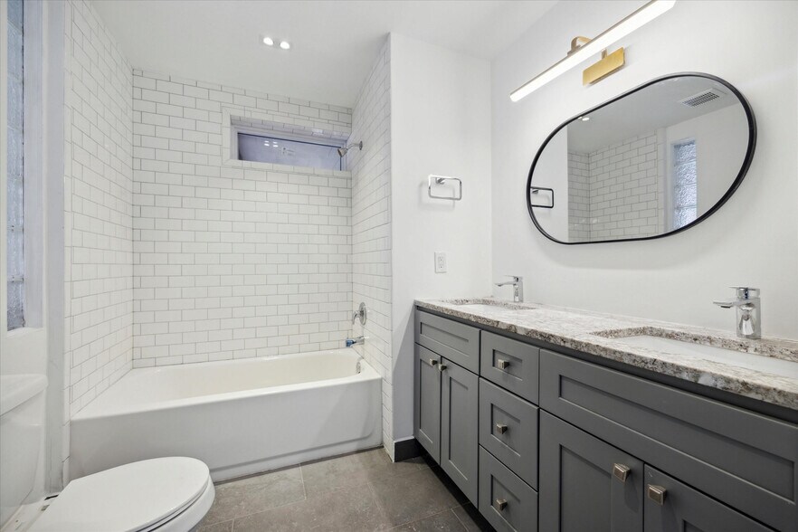 More Photos Of 643-645 N 15th St, Philadelphia Apartments For Sale