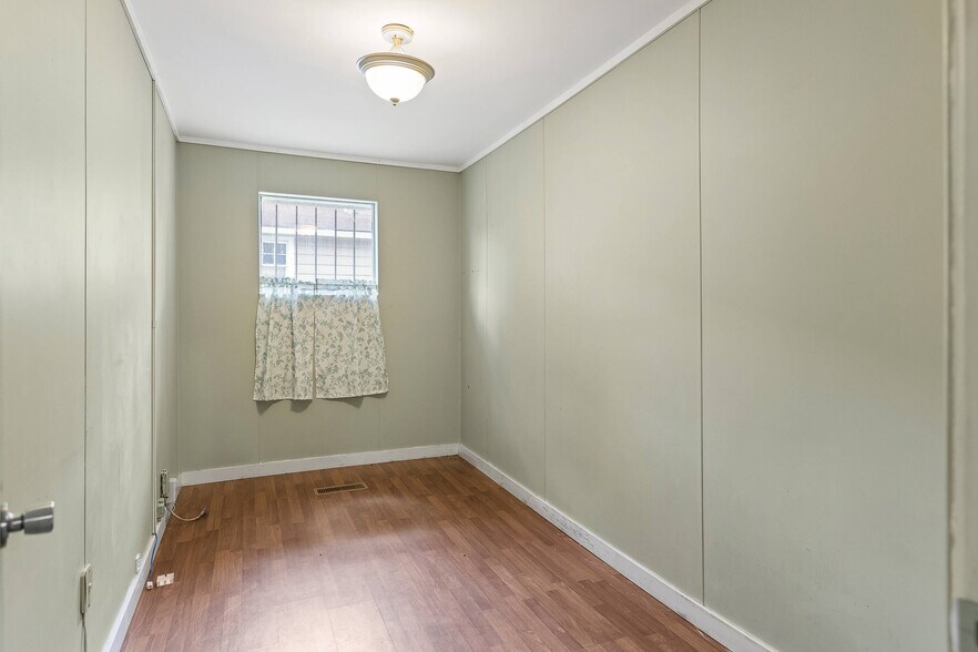 More Photos Of 2507 McCallie Ave, Chattanooga Office Residential For Sale