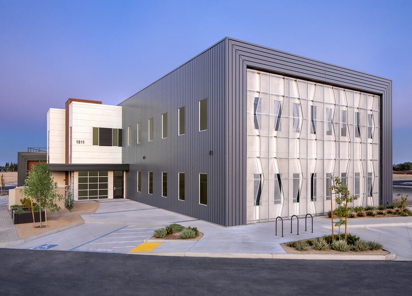 More Photos Of 1811 Concord Avenue, Chico Office For Lease