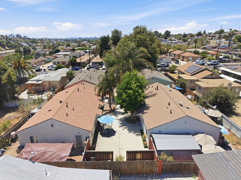 More Photos Of 559-565 61st St, San Diego Apartments For Sale
