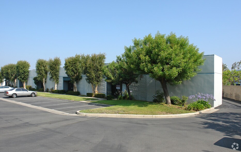 Primary Photo Of 2960 Saturn St, Brea Warehouse For Lease