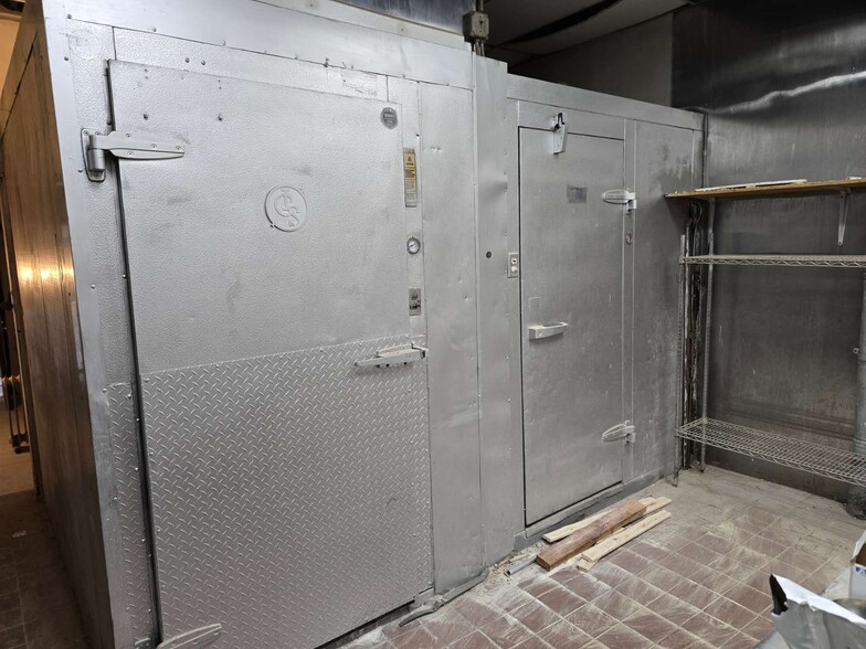 More Photos Of 1086 DeKalb Ave, Brooklyn Apartments For Lease