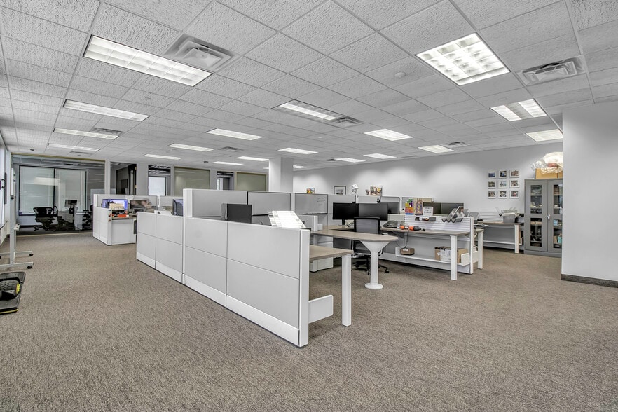 More Photos Of 1250 Pittsford Victor Rd, Pittsford Office For Lease