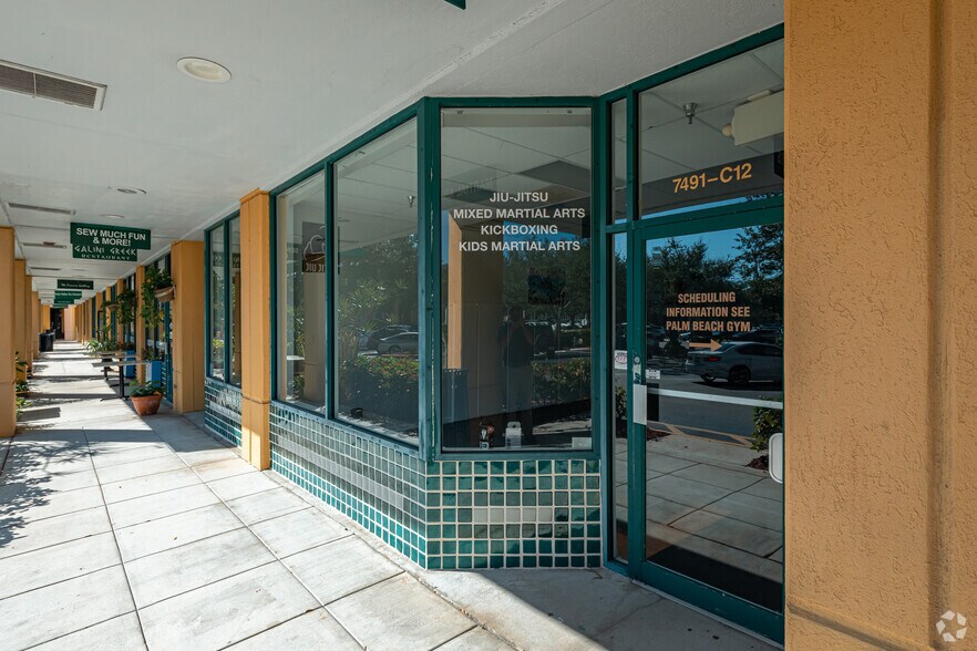 More Photos Of 7401-7491 N Federal Hwy, Boca Raton Unknown For Lease