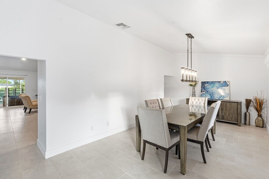 More Photos Of 5106 Lee Blvd, Lehigh Acres Office For Sale