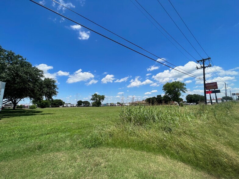 More Photos Of 4301 Lyndon B Johnson Fwy, Dallas Land For Sale