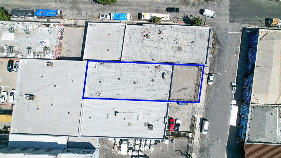 More Photos Of 1507 Essex St, Los Angeles Warehouse For Sale