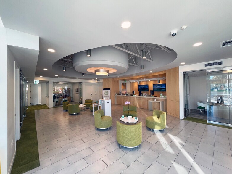 More Photos Of 13710 SW 88th St, Miami Unknown For Lease