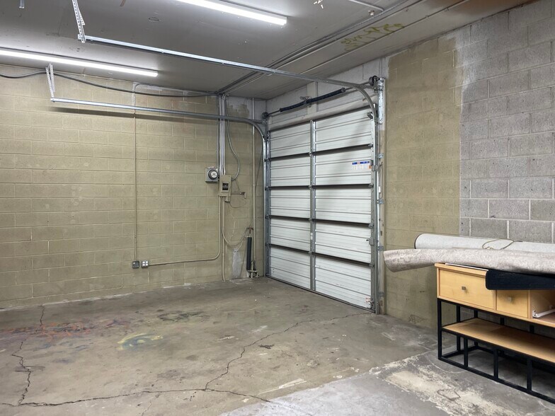 More Photos Of 1063-1065 E 3300 S, Salt Lake City Light Distribution For Lease