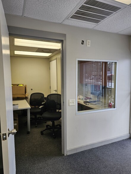 More Photos Of 3619 W Cypress St, Tampa Office For Lease