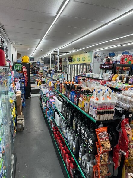 More Photos Of 1127 Broadway, Farmingdale Service Station For Sale