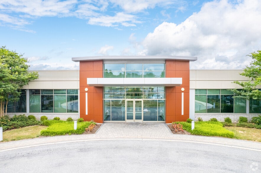 More Photos Of 2476 Swedesford Rd, Malvern Unknown For Lease