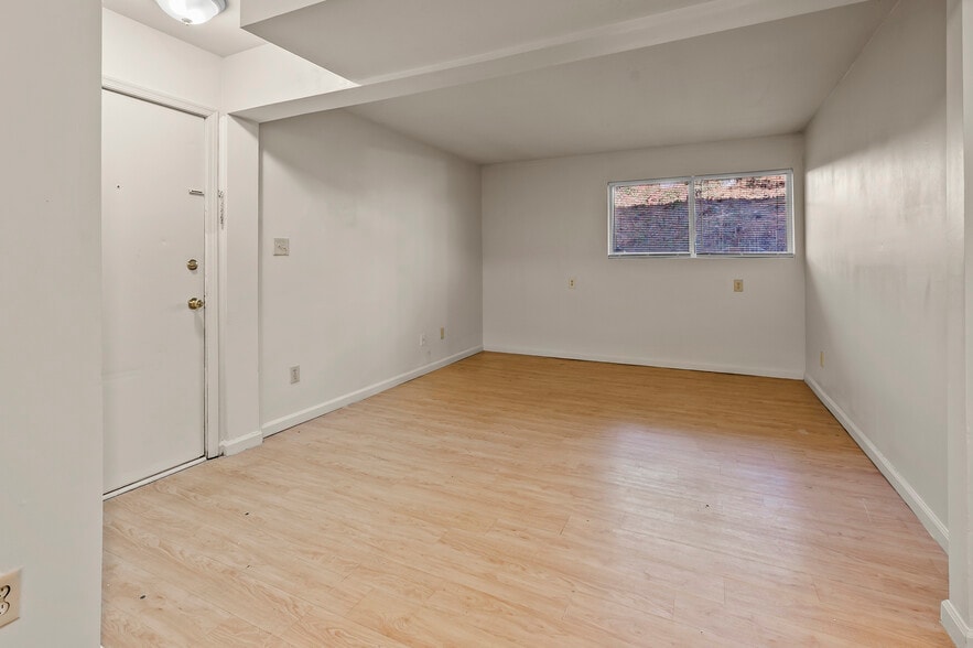 More Photos Of 81 Terry Ct, Collinsville Multifamily For Sale