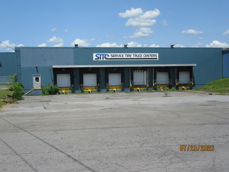 More Photos Of 2801 Court St, Syracuse Manufacturing For Lease