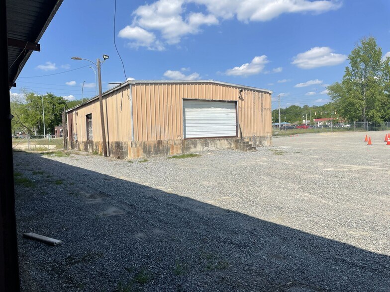 More Photos Of 1853 Jeffersonville Rd Rd, Macon-Bibb Warehouse For Sale