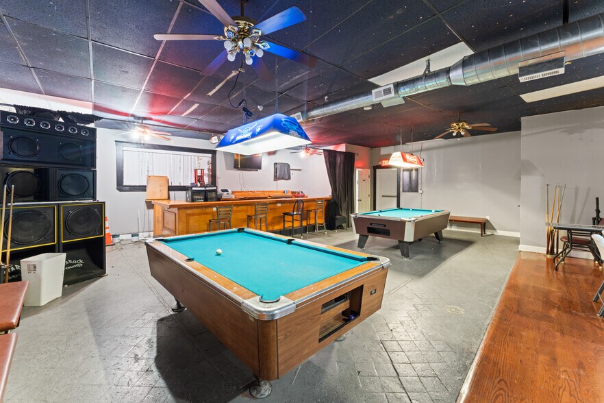 More Photos Of 811 Dixwell Ave, Hamden Flex For Sale