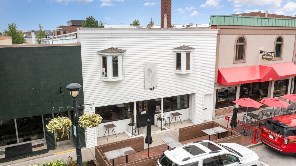 More Photos Of 134 Ashman St, Midland Restaurant For Sale