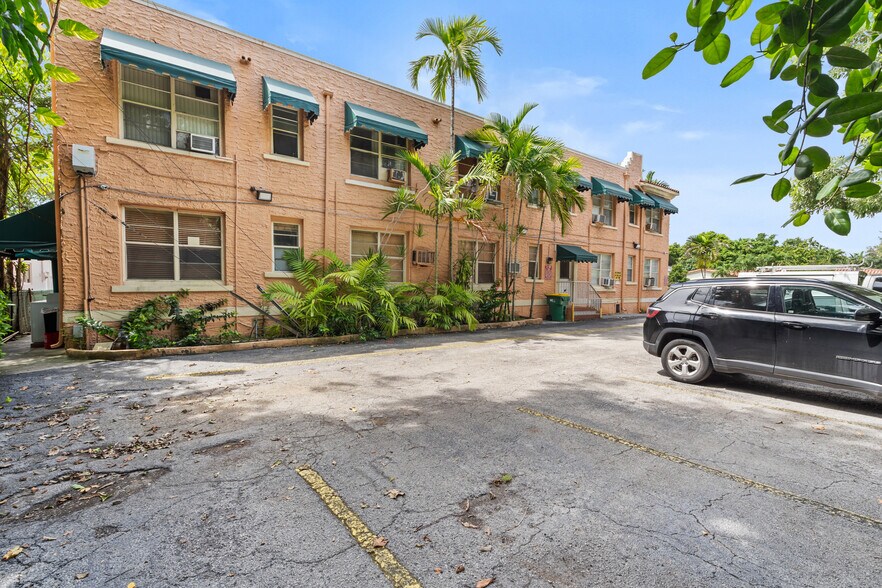 More Photos Of 3409 S Le Jeune Rd, Coral Gables Apartments For Sale