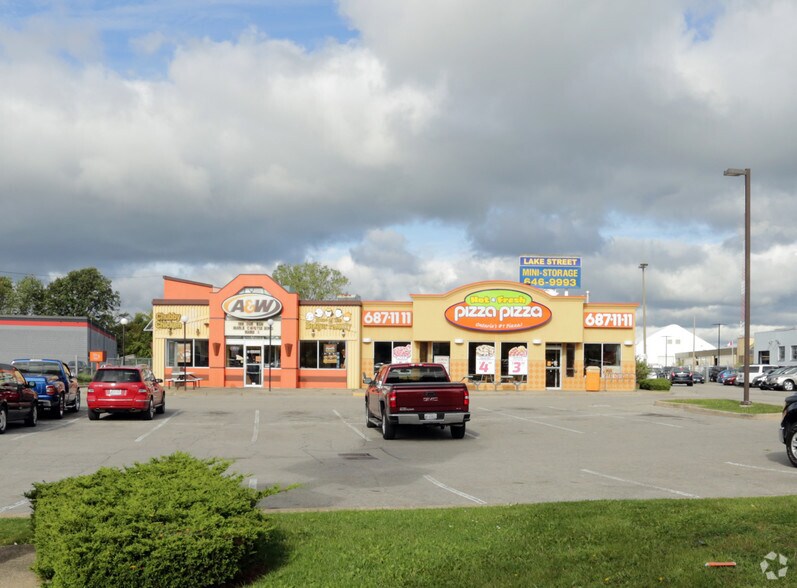 More Photos Of 367 Lake St, St Catharines Fast Food For Lease
