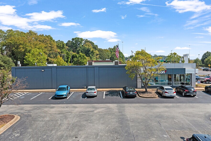 More Photos Of 1017 Vann Dr, Jackson General Retail For Sale